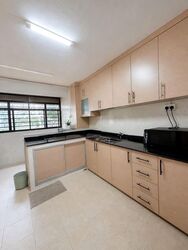 Blk 222 Jurong East Street 21 (Jurong East), HDB 3 Rooms #588252351